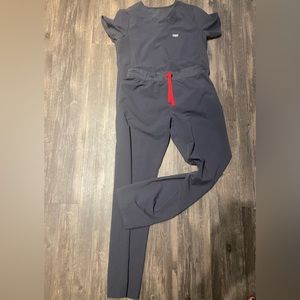 Figs Charcoal Scrubs. Good condition.